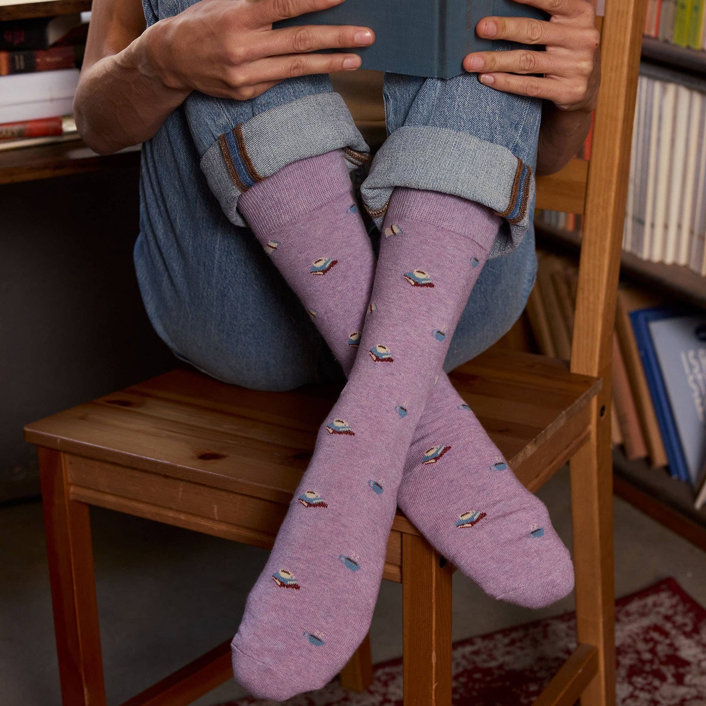 Socks that Give Books | Books and Mugs - Gifts for Readers